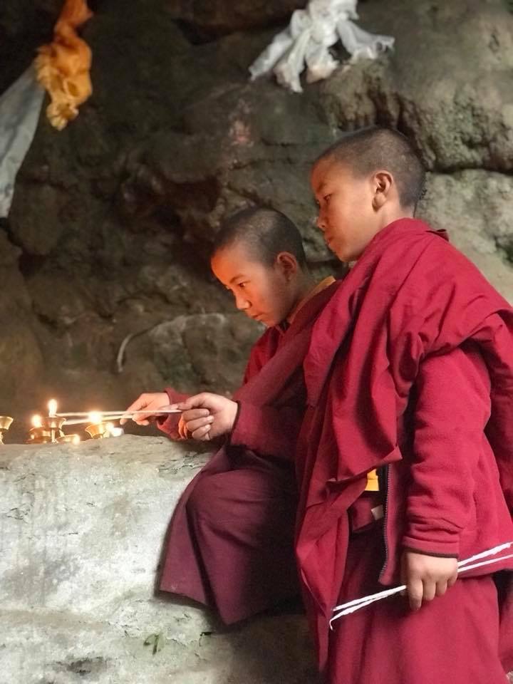 Offering butter lamps at Mandarava, Nepal, 2018. (Photo Peter Ho)