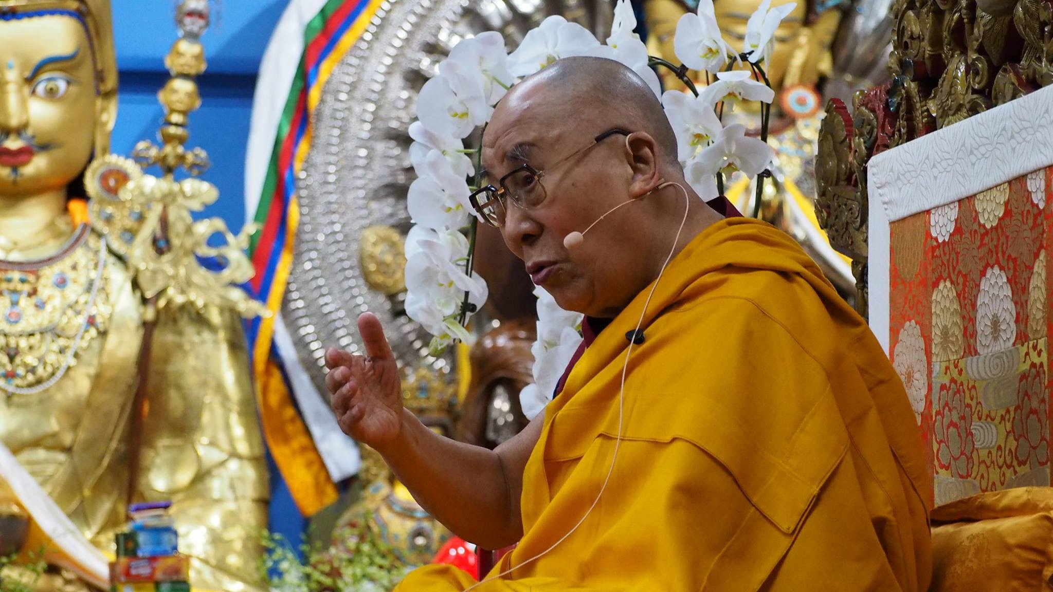 His Holiness the Dalai Lama teaching in Thekchen Choling, Dharamsala, India. (Photo Ven Tenzin Tsultrim)