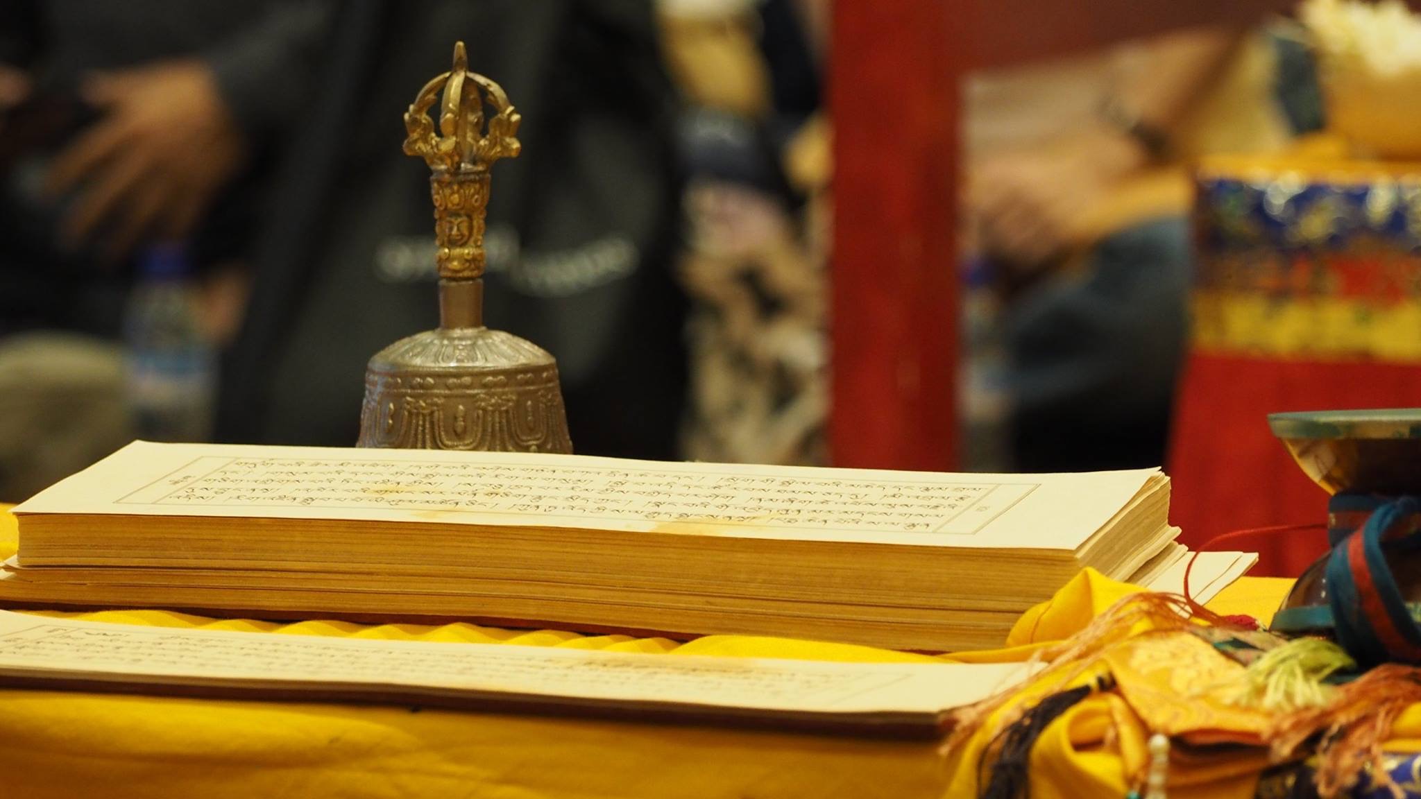 Text and bell, ABC, Singpore. (Photo Ven Tenzin Tsultrim)