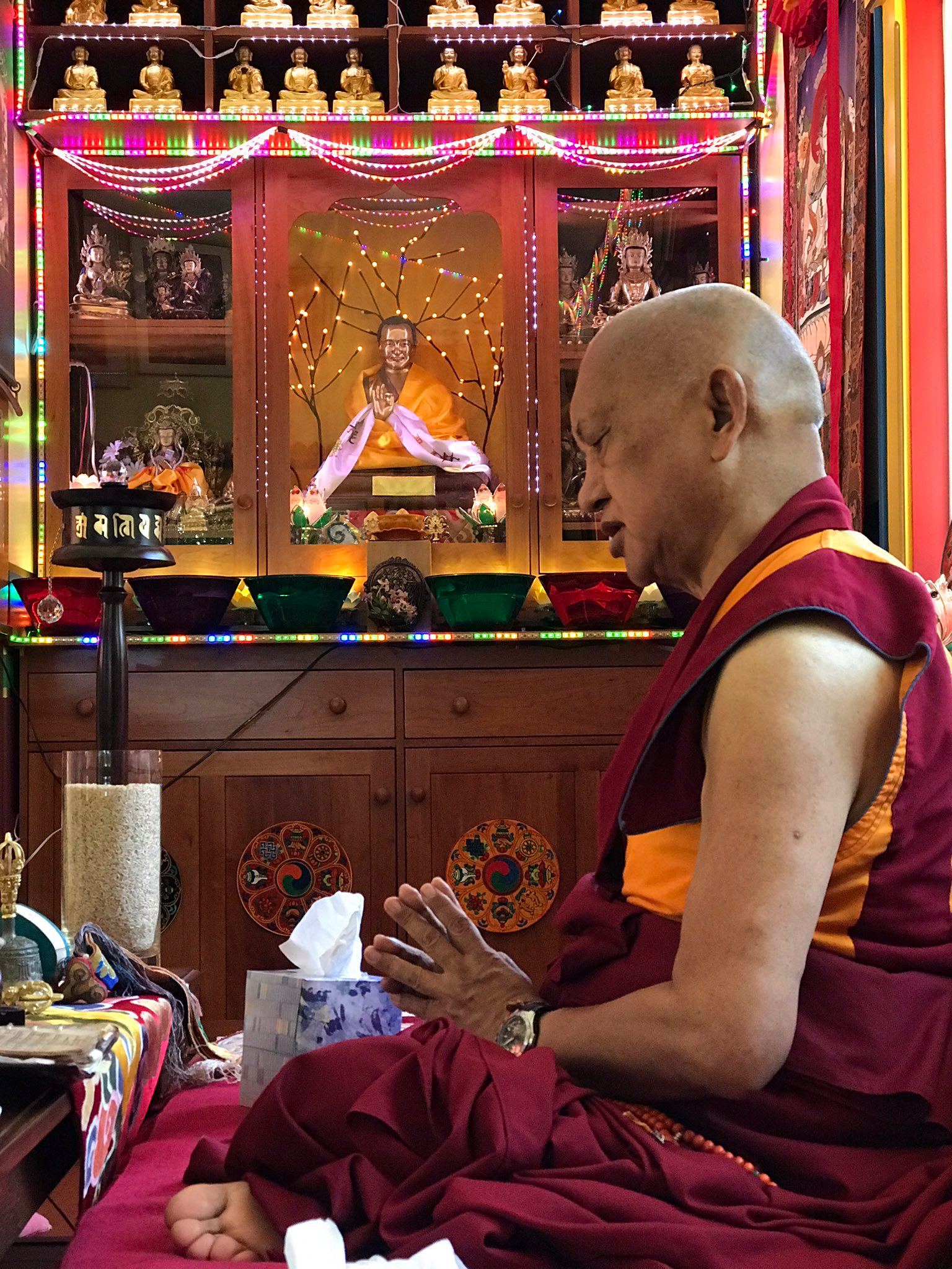 Rinpoche doing prayers at Aptos, California, June 2017. (Photo Ven Losang Sherab)