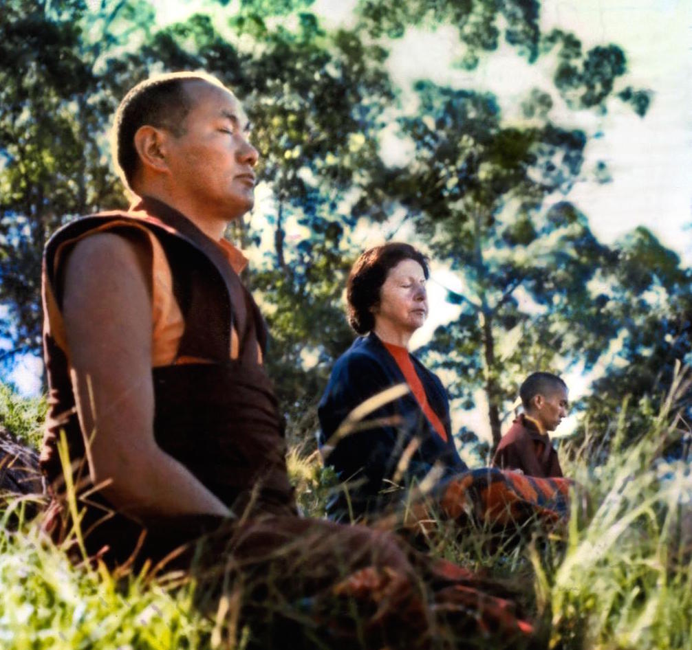 Lama Yeshe, Beatrice Ribush, and Lama Zopa Rinpoche in meditation at Chenrezig Institute, Australia, 1975. (Photo Wendy Finster)